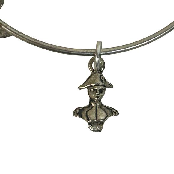 Charm Bracelet With 6 Charms inc Hamilton Book Star Crossed Pistols $100 Bill - Picture 5 of 7